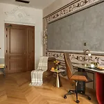 The House 14 Hotel 5*