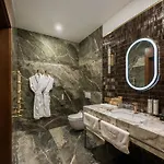 The House 14 Hotel 5*