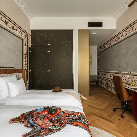 The House 14 5* Krakow