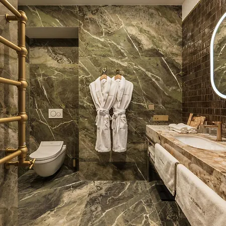The House 14 Hotel 5*