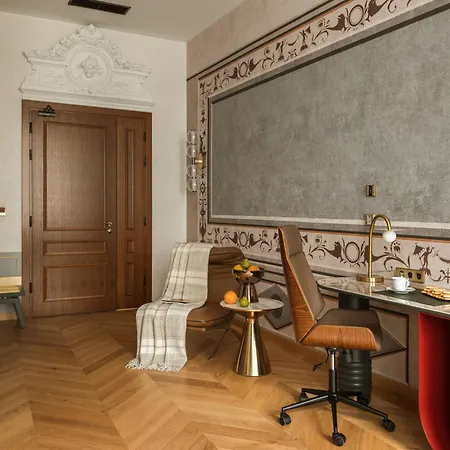 The House 14 Hotel 5*