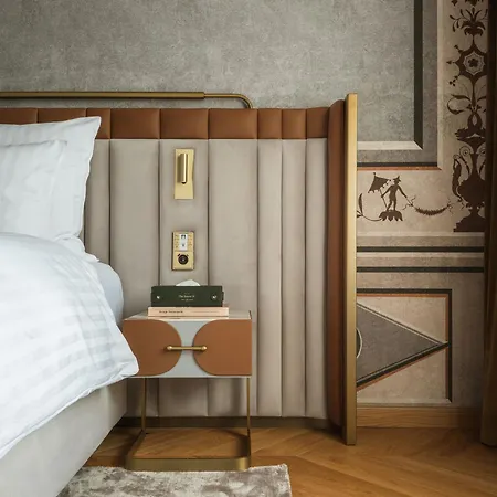 The House 14 Hotel 5*