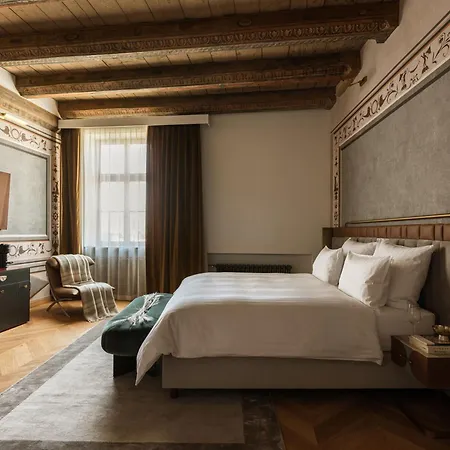Hotel The House 14