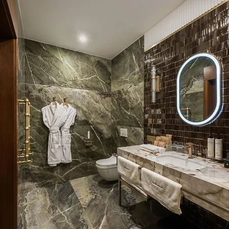 The House 14 Hotel 5*