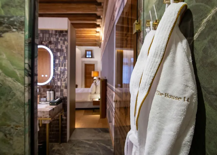 The House 14 5* Cracovia